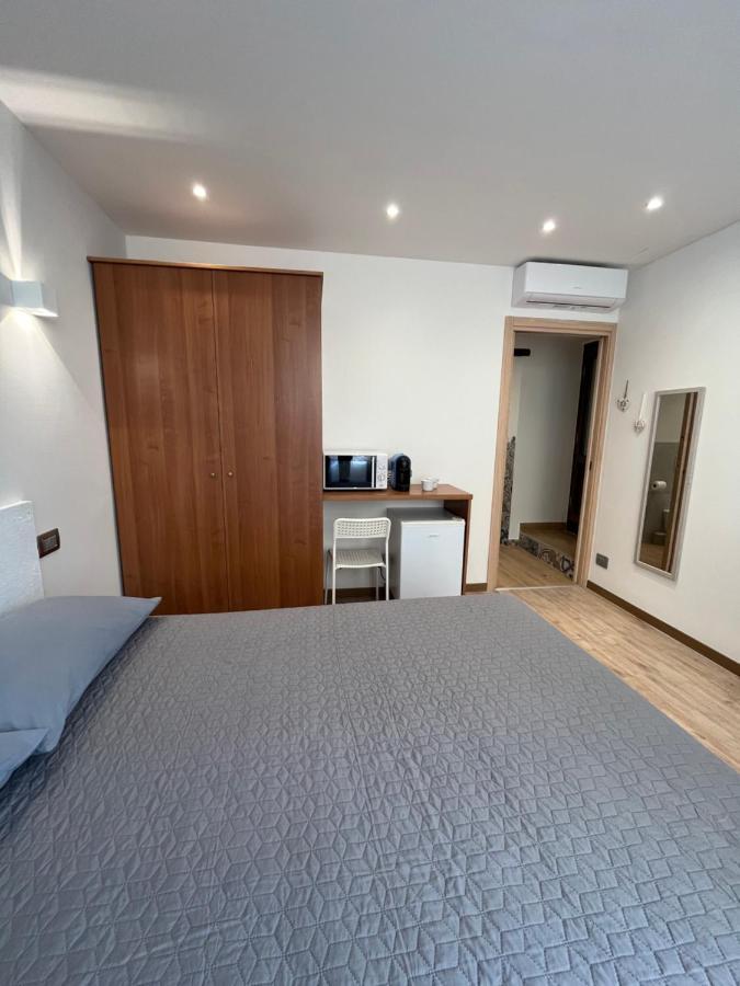 Wowies Room Pettenasco Kültér fotó