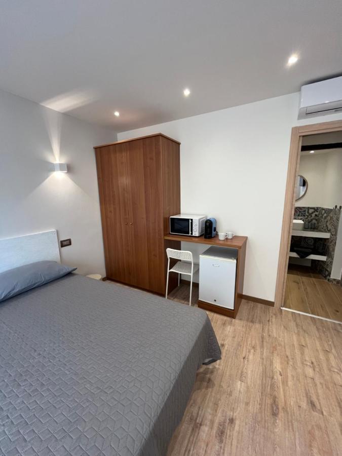 Wowies Room Pettenasco Kültér fotó